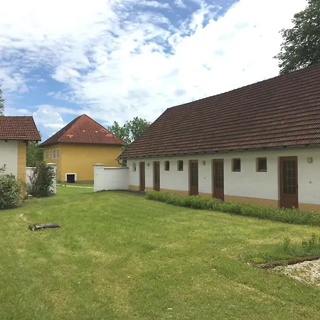 Guest house Skorianzhof