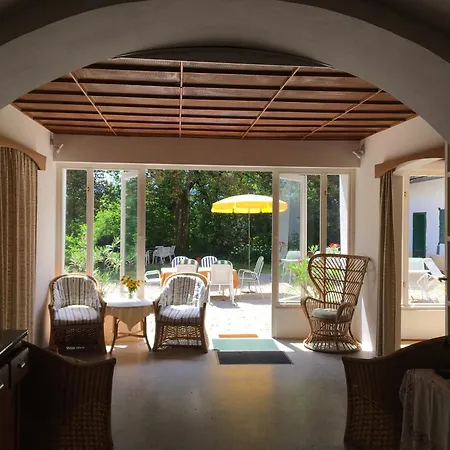 Skorianzhof Vendégház 3*